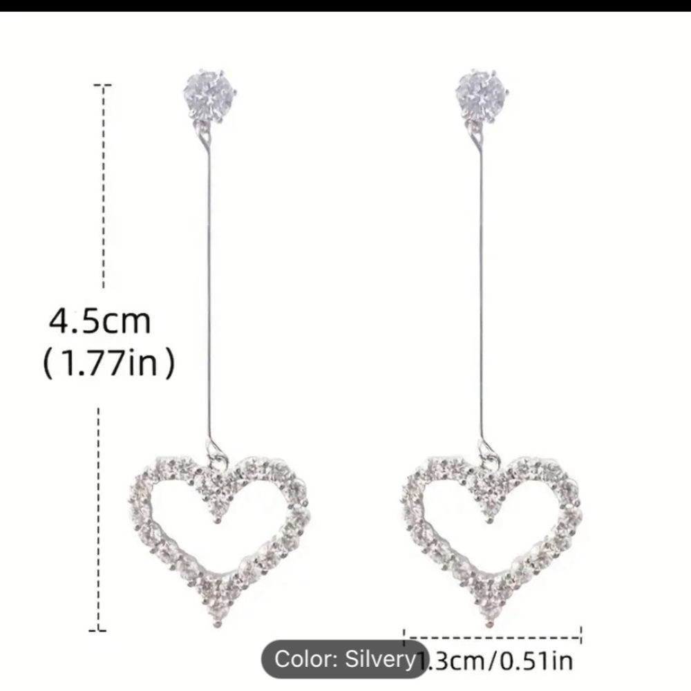 Heart shape dangle earrings set